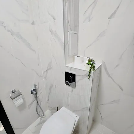 Sea View Lux - Etara Iv Апартаменты *